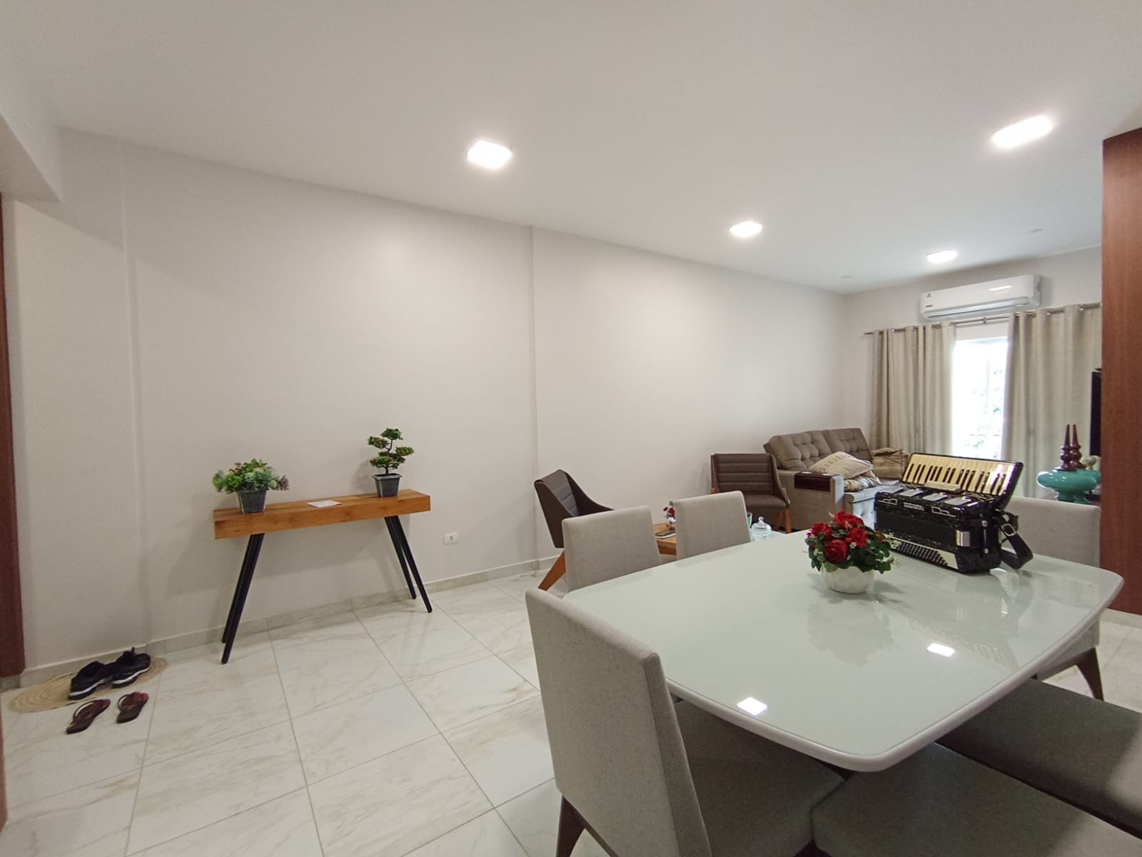 VENDO LUJOSO DEPARTAMENTO DE 3 DORMITORIOS AMOBLADO, BARRIO SAN ISIDRO, KM 6,5 - CDE — foto 3