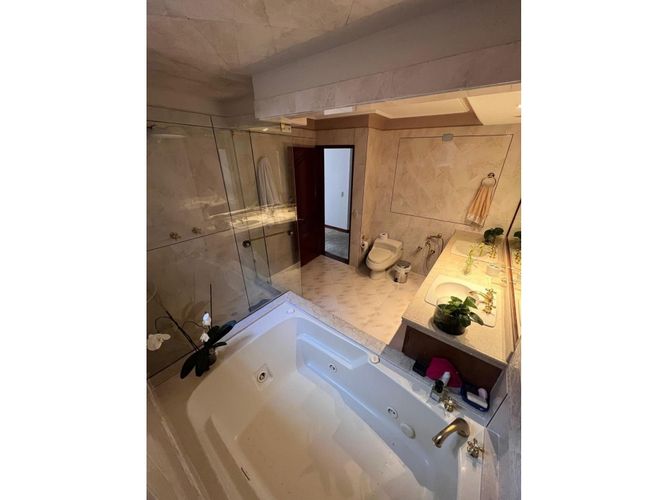Apartamento en venta en Bosque De Pinos, Bogotá, 323 m² · foto 24 de 24