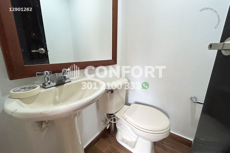 Apartamento de 3 alcobas en arriendo en Loma Del Escobero, Envigado, 92 m² · foto 2 de 24
