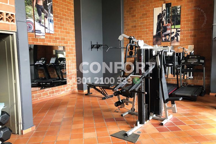 Apartamento de 3 alcobas en arriendo en Loma Del Escobero, Envigado, 92 m² · foto 22 de 24