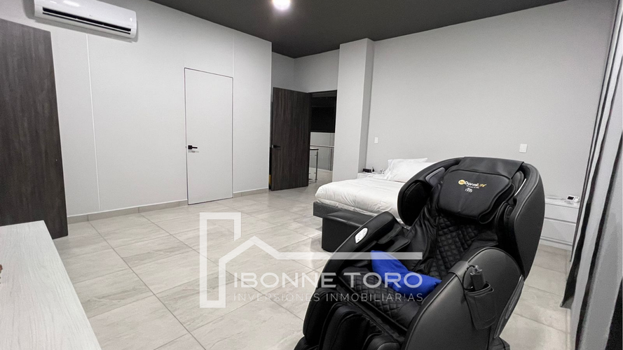 Casa de 6 alcobas en venta en Los Rosales, Manizales · foto 12 de 18