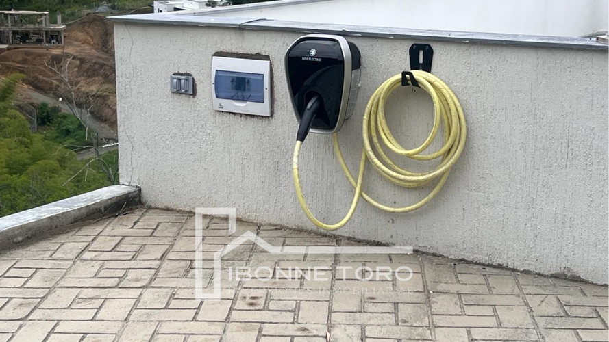 Casa de 6 alcobas en venta en Los Rosales, Manizales · foto 6 de 18