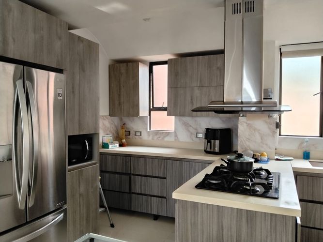 Apartamento de 3 alcobas en venta en El Poblado, Medellín, 168 m² · foto 9 de 19