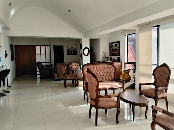 Apartamento de 3 alcobas en venta en El Poblado, Medellín, 168 m² · foto 2 de 19