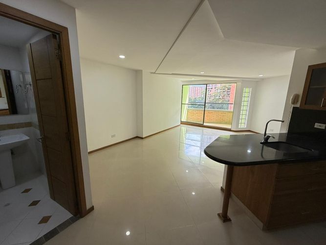 Apartamento de 3 alcobas en arriendo en Las Lomitas, Sabaneta, 110 m² · foto 10 de 24