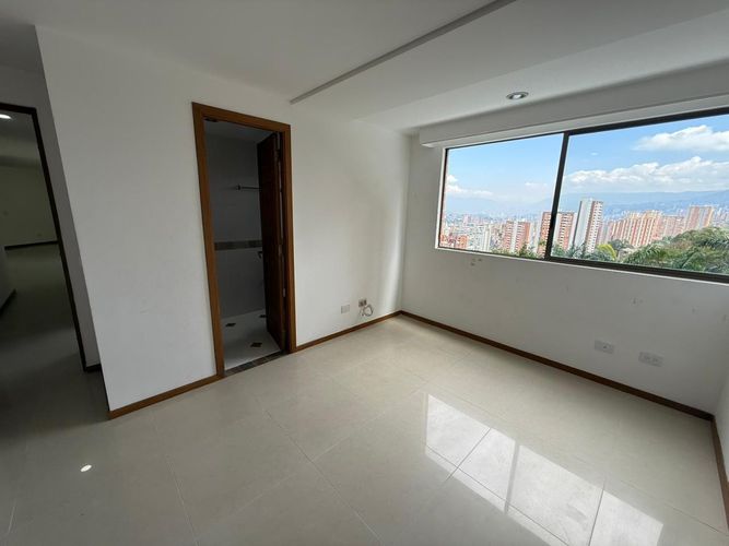 Apartamento de 3 alcobas en arriendo en Las Lomitas, Sabaneta, 110 m² · foto 18 de 24
