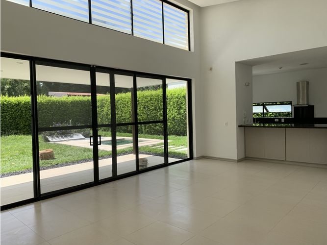 Casa de 3 alcobas en venta en Vía El Caimo, Armenia, 227 m² · foto 9 de 24