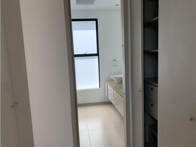 Casa de 3 alcobas en venta en Vía El Caimo, Armenia, 227 m² · foto 17 de 24