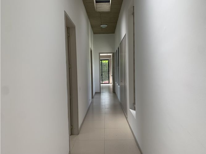 Casa de 3 alcobas en venta en Vía El Caimo, Armenia, 227 m² · foto 18 de 24