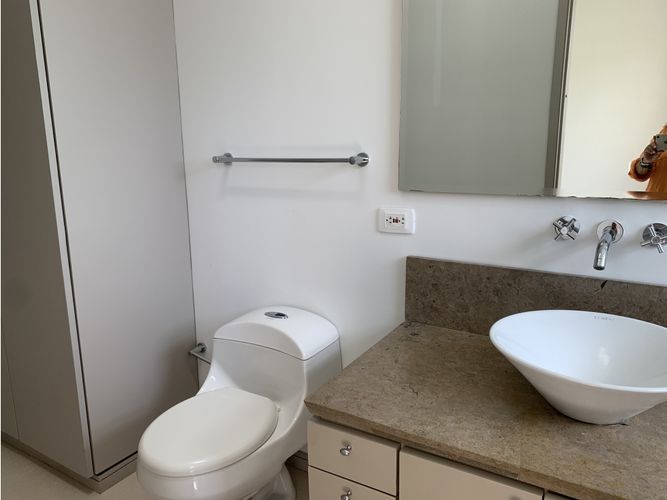 Casa de 3 alcobas en venta en Vía El Caimo, Armenia, 227 m² · foto 20 de 24
