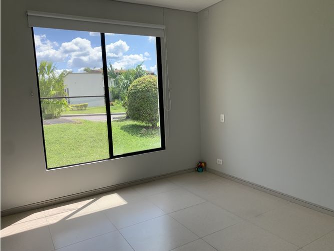 Casa de 3 alcobas en venta en Vía El Caimo, Armenia, 227 m² · foto 23 de 24