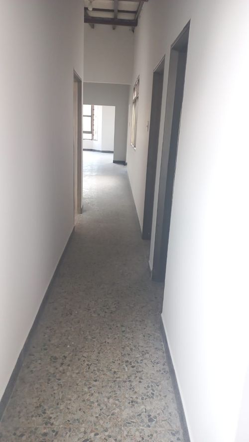 Casa de 4 alcobas en venta en Los Profesionales, Armenia, 250 m² · foto 7 de 22