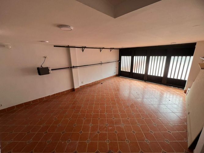 Casa de 3 alcobas en venta en La Doctora, Sabaneta, 220 m² · foto 4 de 16