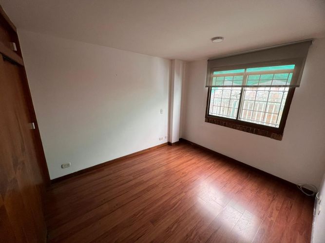 Casa de 3 alcobas en venta en La Doctora, Sabaneta, 220 m² · foto 8 de 16