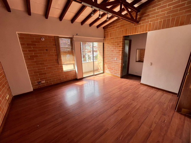 Casa de 3 alcobas en venta en La Doctora, Sabaneta, 220 m² · foto 16 de 16