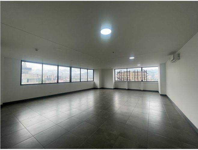 Oficina en arriendo en Las Vegas, Envigado, 174 m² · foto 6 de 10