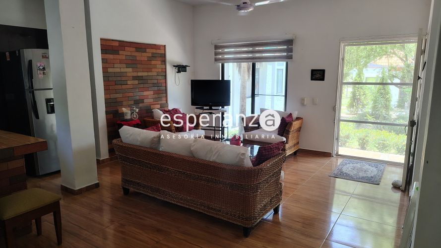 Casa de 3 alcobas en venta en Ricaurte, Ricaurte, 188 m² · foto 13 de 24
