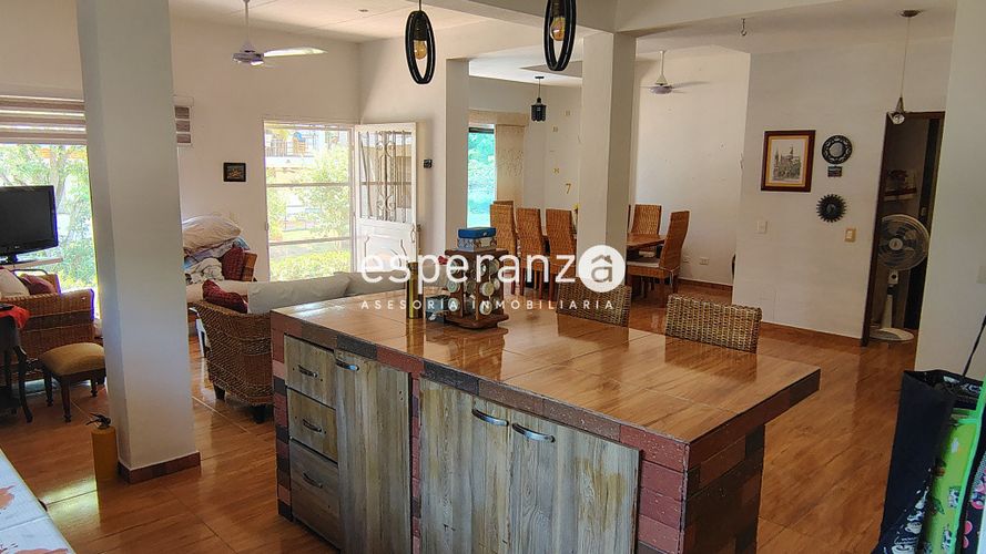 Casa de 3 alcobas en venta en Ricaurte, Ricaurte, 188 m² · foto 19 de 24