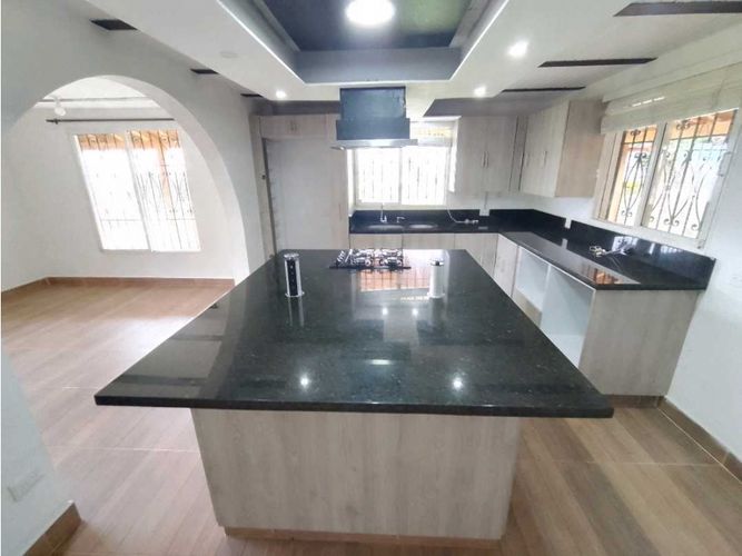 Casa de 6 alcobas en venta en El Salado, Guarne, 900 m² · foto 4 de 24