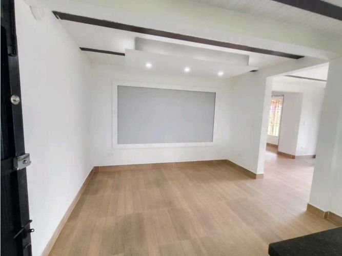 Casa de 6 alcobas en venta en El Salado, Guarne, 900 m² · foto 5 de 24