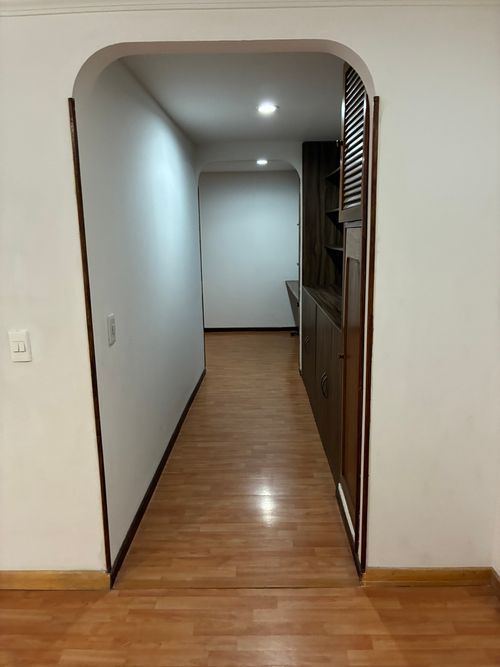 Apartamento de 3 alcobas en venta en Cedritos, Bogotá, 120 m² · foto 3 de 15