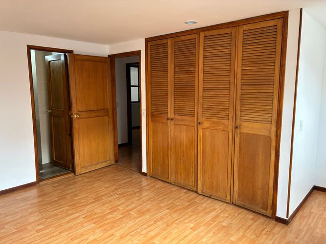 Apartamento de 3 alcobas en venta en Cedritos, Bogotá, 120 m² · foto 14 de 15