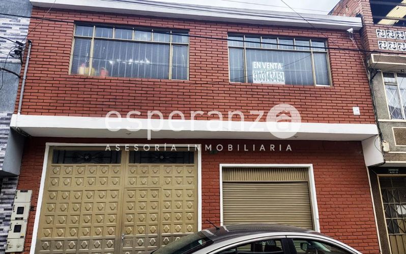 Casa de 5 alcobas en venta en La Estrada, Bogotá, 305 m² · foto 2 de 24
