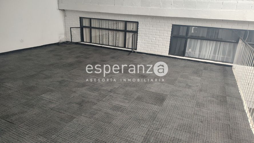 Casa de 5 alcobas en venta en La Estrada, Bogotá, 305 m² · foto 12 de 24