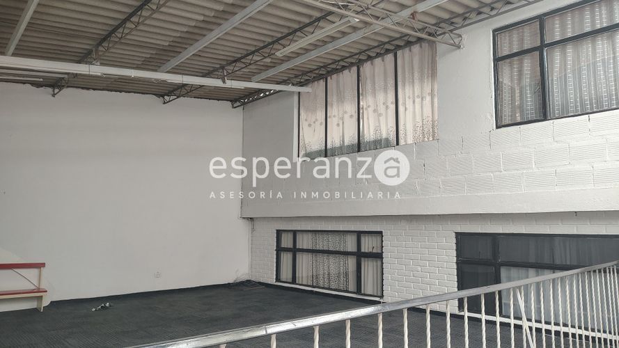 Casa de 5 alcobas en venta en La Estrada, Bogotá, 305 m² · foto 14 de 24