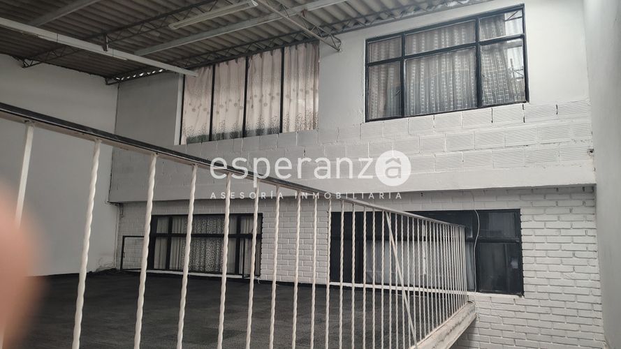 Casa de 5 alcobas en venta en La Estrada, Bogotá, 305 m² · foto 21 de 24