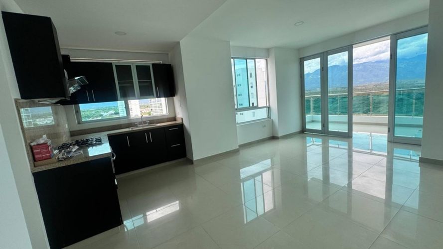 Apartamento de 5 alcobas en venta en Casa Blanca, Neiva, 255 m² · foto 3 de 13