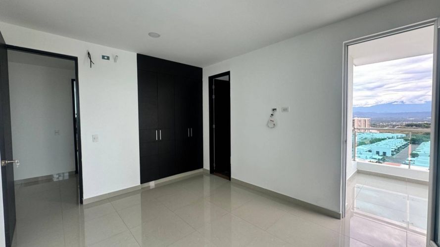 Apartamento de 5 alcobas en venta en Casa Blanca, Neiva, 255 m² · foto 7 de 13