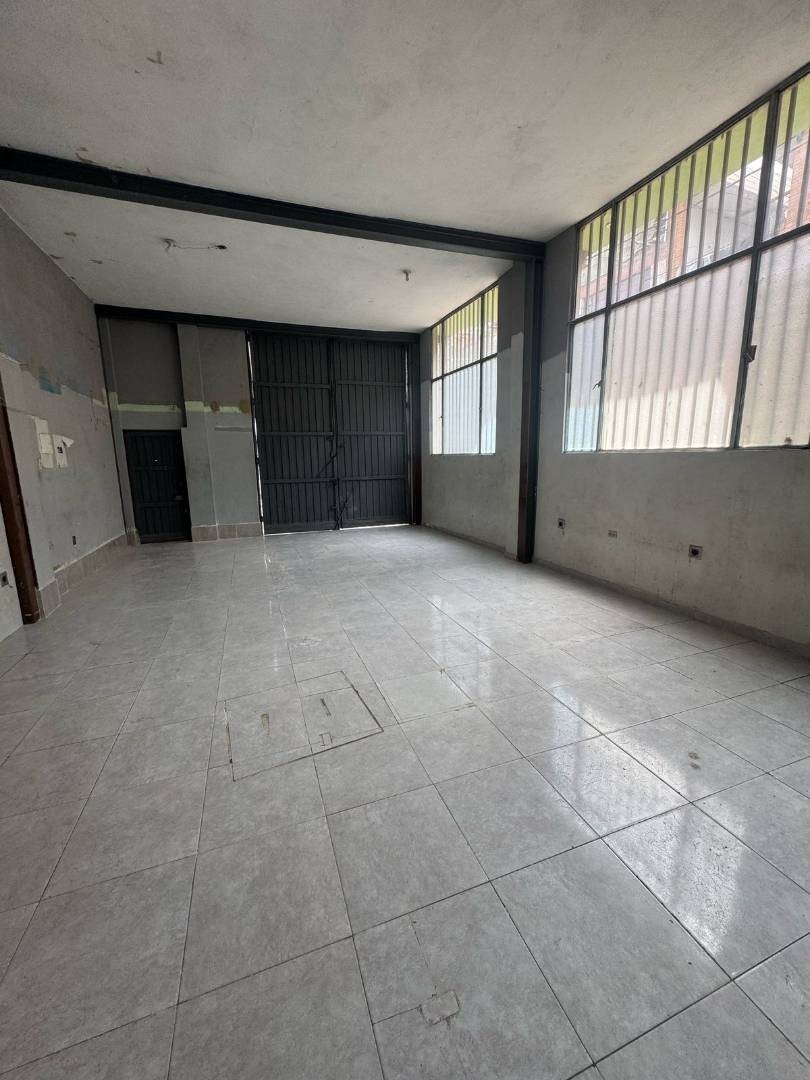 Casa en venta en El Muelle, Bogotá · foto 2 de 11