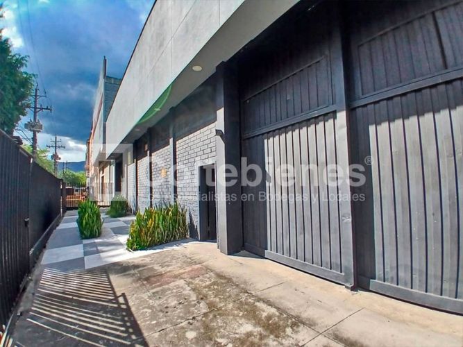 Bodega en venta en El Poblado, Medellín, 507 m² · foto 13 de 13
