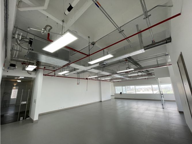 Oficina en venta en Manila, Medellín, 301 m² · foto 5 de 15
