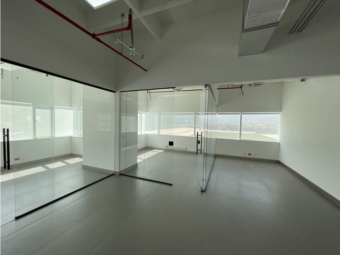 Oficina en venta en Manila, Medellín, 301 m² · foto 8 de 15