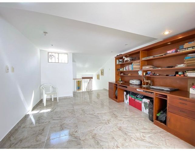 Casa de 4 alcobas en venta en Provenza, Bucaramanga, 305 m² · foto 10 de 20
