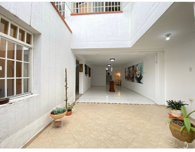 Casa de 4 alcobas en venta en Provenza, Bucaramanga, 305 m² · foto 3 de 20