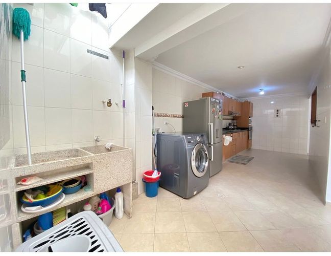 Casa de 4 alcobas en venta en Provenza, Bucaramanga, 305 m² · foto 6 de 20