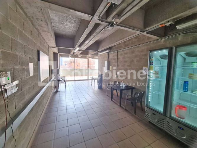 Bodega en arriendo en San Benito, Medellín, 633 m² · foto 11 de 22