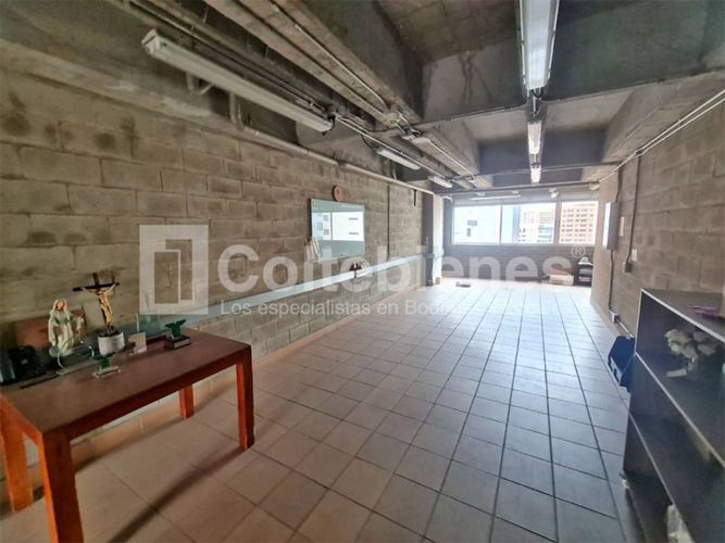 Bodega en arriendo en San Benito, Medellín, 633 m² · foto 20 de 22