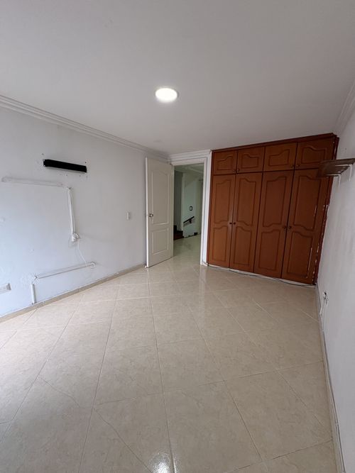 Casa de 5 alcobas en venta en Pasoancho, Cali, 200 m² · foto 12 de 24