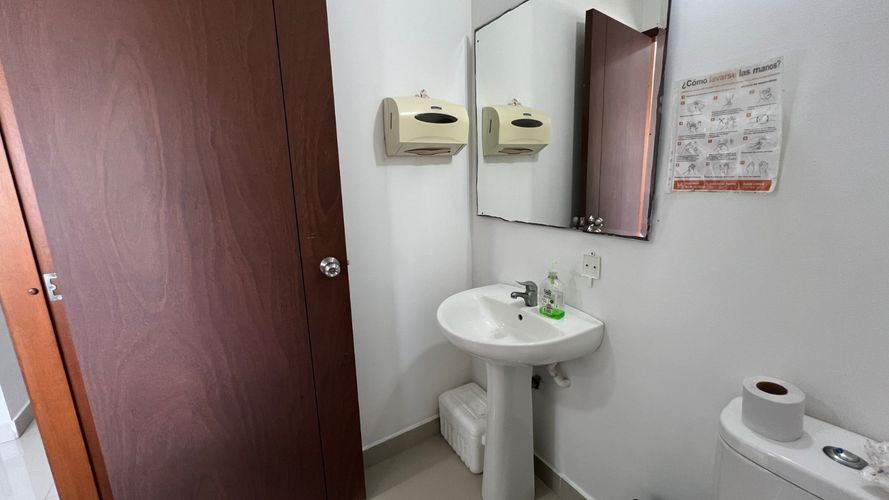 Consultorio en arriendo en Pinares, Pereira, 21 m² · foto 4 de 12