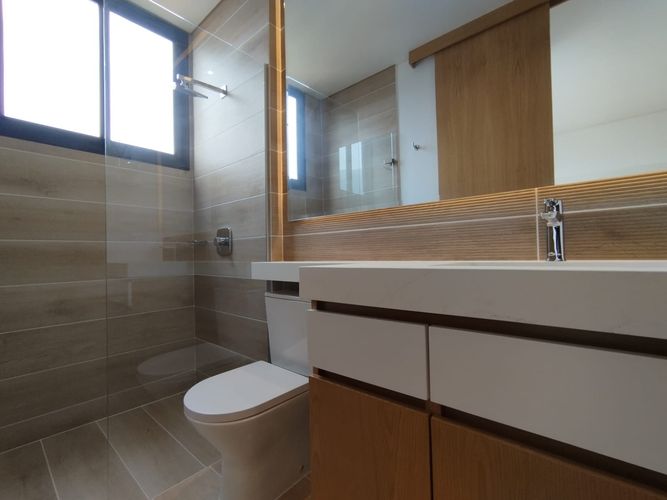 Apartamento de 3 alcobas en arriendo en El Poblado, Medellín, 259 m² · foto 6 de 20