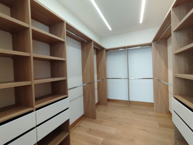 Apartamento de 3 alcobas en arriendo en El Poblado, Medellín, 259 m² · foto 11 de 20