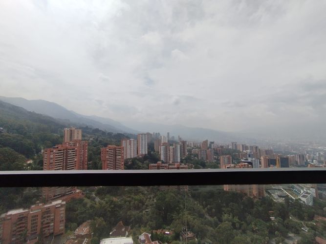 Apartamento de 3 alcobas en arriendo en El Poblado, Medellín, 259 m² · foto 20 de 20