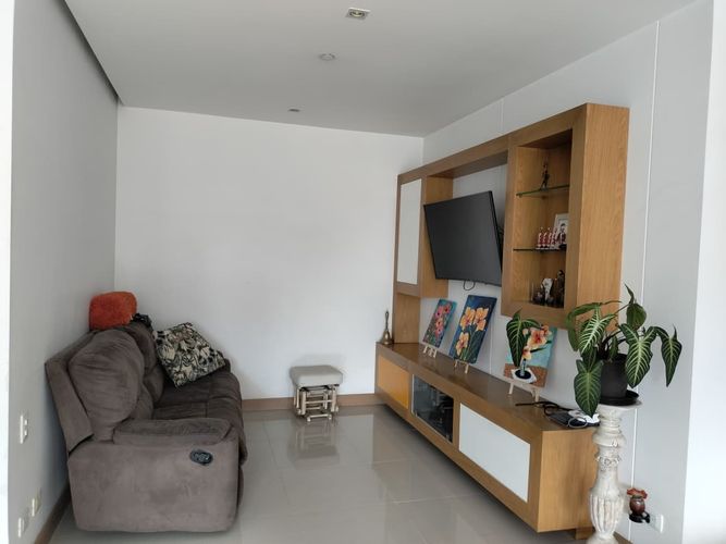 Apartamento de 3 alcobas en arriendo en El Poblado, Medellín, 160 m² · foto 2 de 20