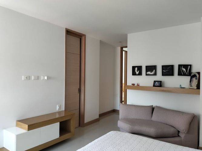 Apartamento de 3 alcobas en arriendo en El Poblado, Medellín, 160 m² · foto 3 de 20