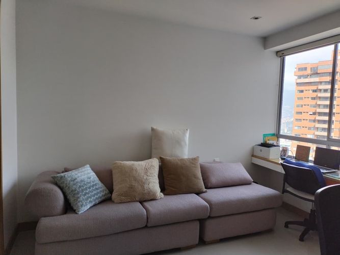 Apartamento de 3 alcobas en arriendo en El Poblado, Medellín, 160 m² · foto 10 de 20