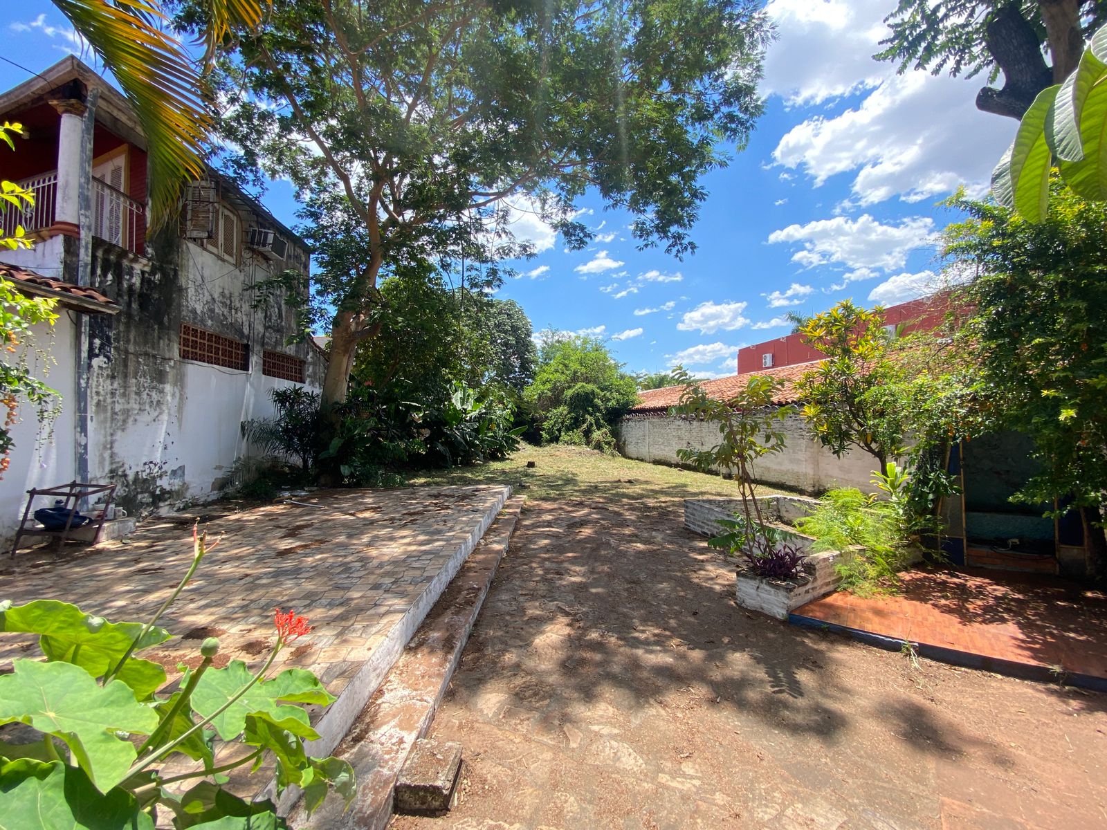 VENDO HERMOSO TERRENO EN LAMBARE B° VILLA CERRO CORA — foto 3